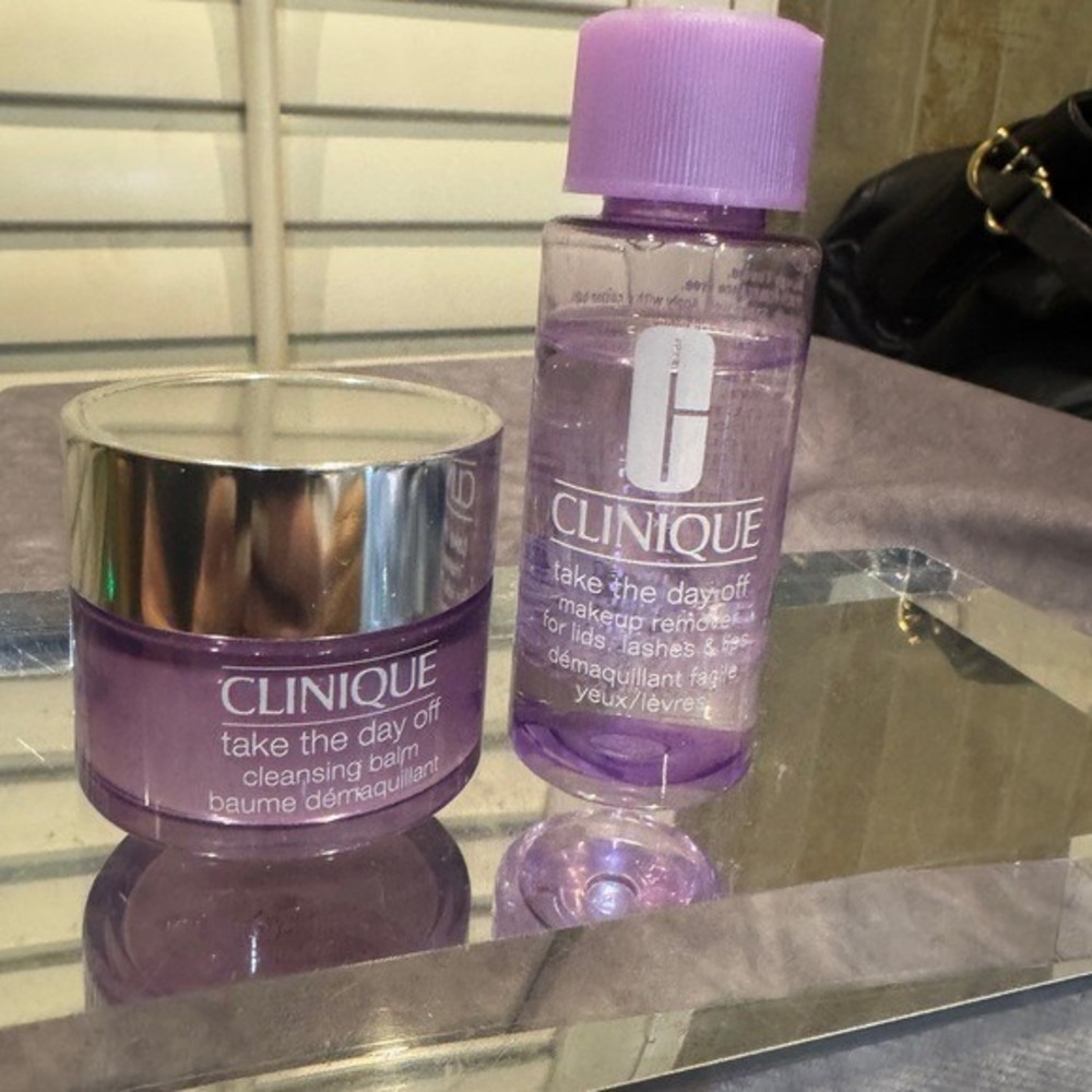 Clinique Take The Day off Cleansing Cream & makeup remover